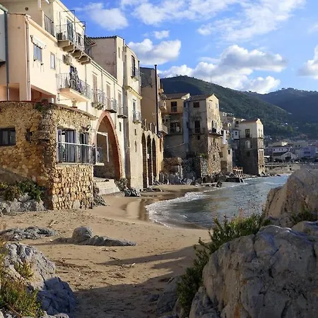 Casa Vicolo Re Appartement Cefalù